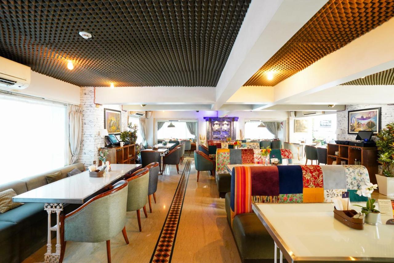 Bloom Boutique - Bandra Hotel Mumbai Kültér fotó